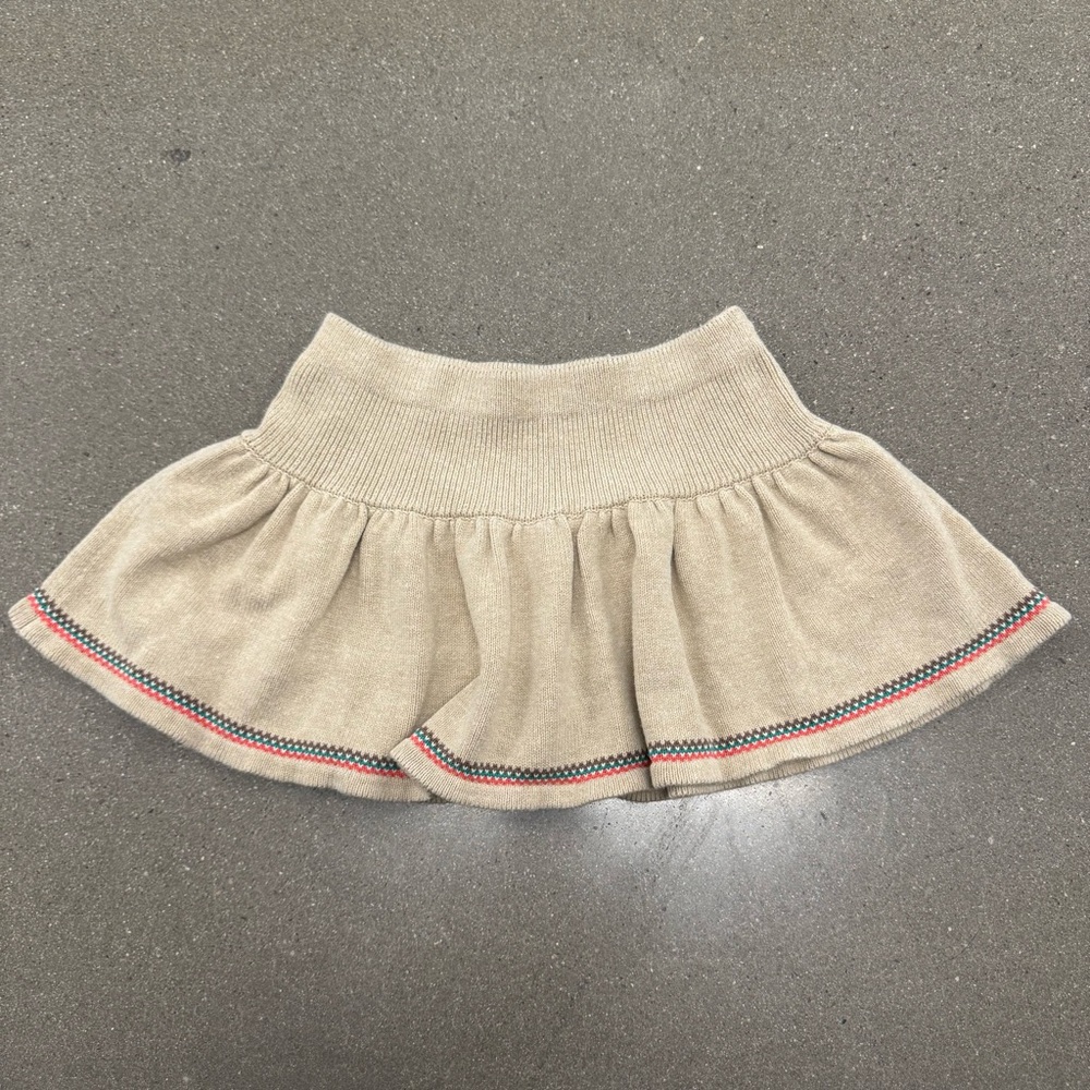 Beige Knit Girls Skirt with Colorful Trim Size 7-8 years